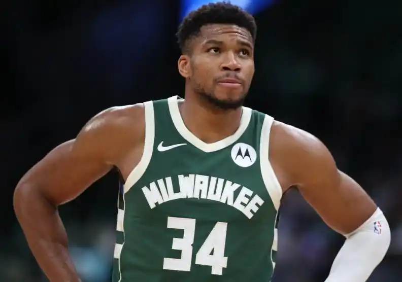 NBA字母哥全明星票王_nba全明星票_NBA约基奇全明星首发投票