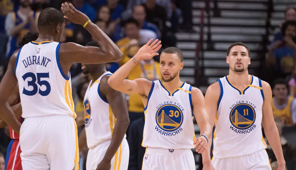 勇士王朝球队分析_NBA王朝球队_nba王朝时代