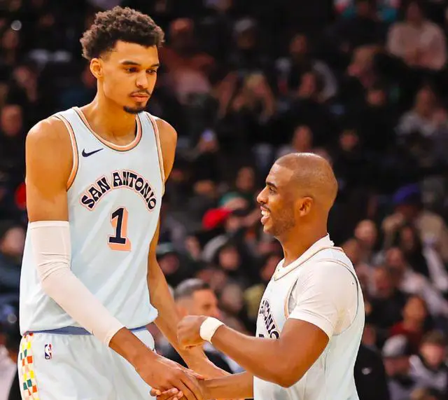 马刺近期状态下滑原因_nba马刺对快船_NBA常规赛快船马刺比赛分析