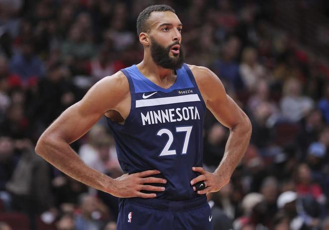 NBA生涯总薪水榜_nba现在工资最高的球员_亿元户扎堆的NBA