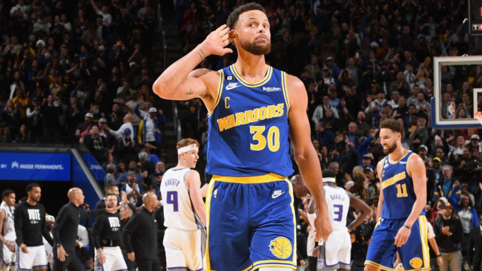 库里单场得分纪录62分_库里历史级别三分能力_nba库里得分