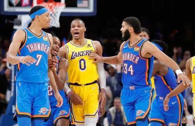NBA湖人队VS雷霆队_湖人被雷霆连续逆转分析_nba雷霆vs湖人季后赛