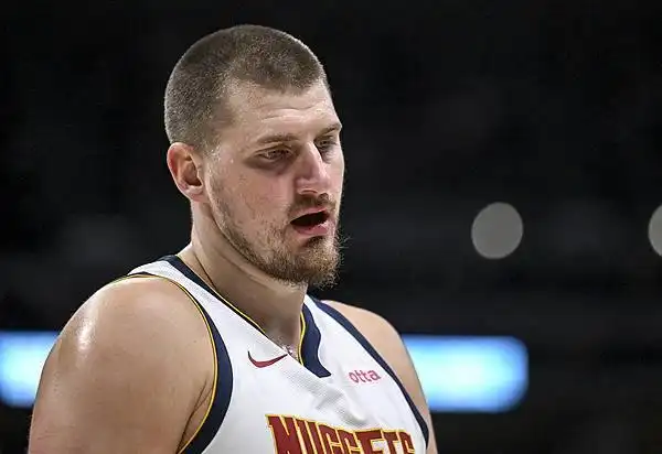 nba全明星票_NBA全明星赛规则2024_NBA全明星投票约基奇字母哥
