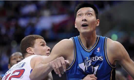 易建联NBA最高分31分盘点其十佳球及十大屠杀比赛