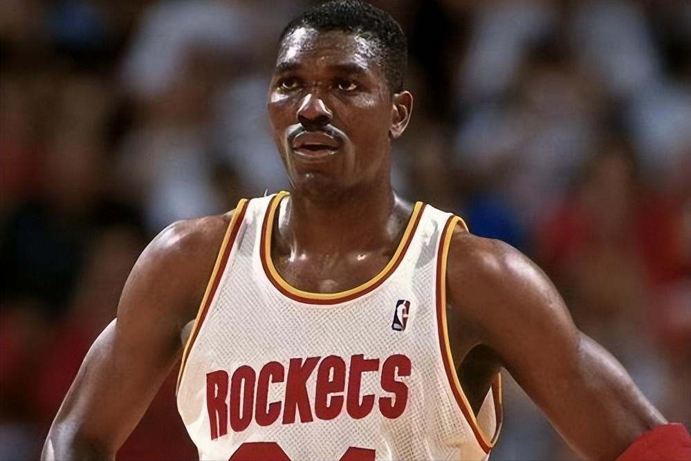 nba最佳防守球员排名_:NBA历史最佳防守阵容球员排名_NBA攻防一体球员盘点