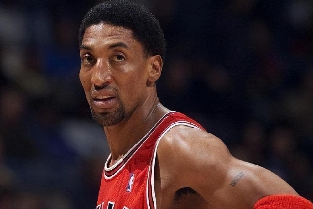 nba最佳防守球员排名_NBA攻防一体球员盘点_:NBA历史最佳防守阵容球员排名