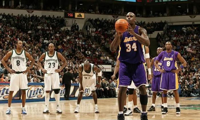 奥尼尔nba第一战数据_奥尼尔在小球时代的表现_奥尼尔职业生涯数据统计