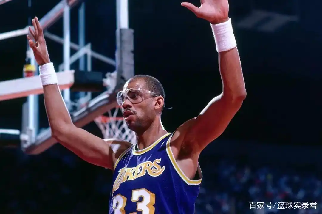 最老NBA纪录_最年轻NBA纪录_年龄最大的nba球员