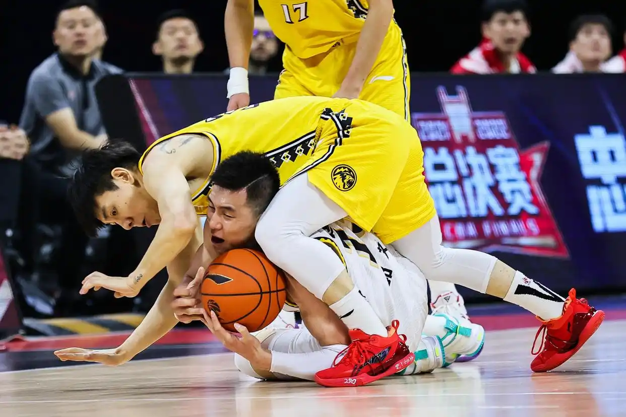 cba辽宁对广厦录像_郭艾伦 辽宁男篮 广厦男篮