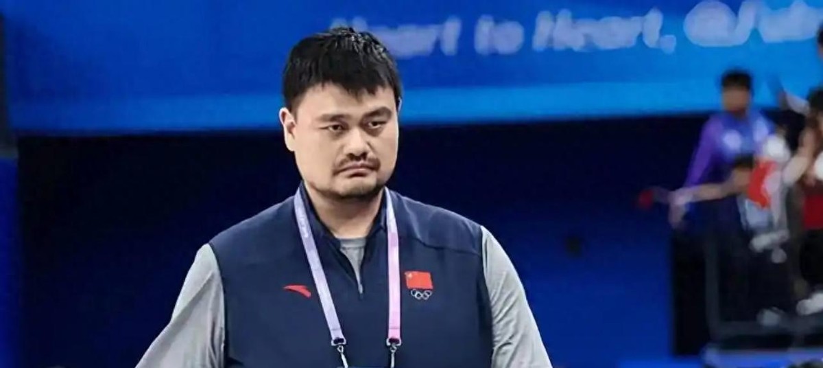 姚明nba中国赛_姚明转型之路_姚明篮球生涯