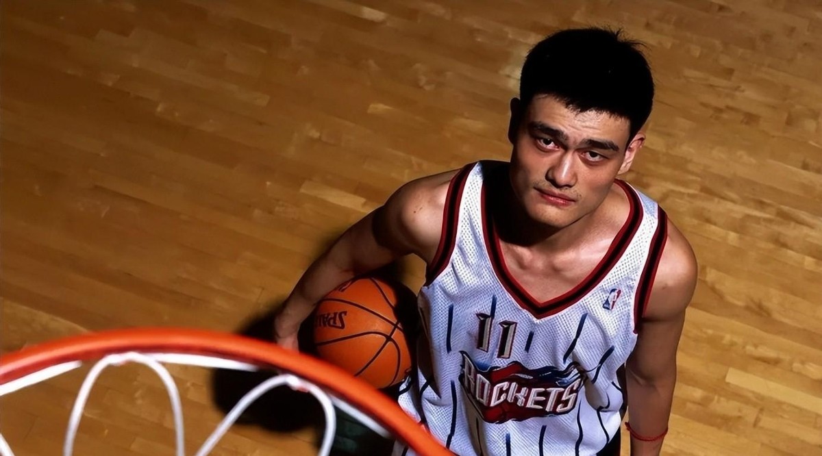 姚明篮球生涯_姚明nba中国赛_姚明转型之路