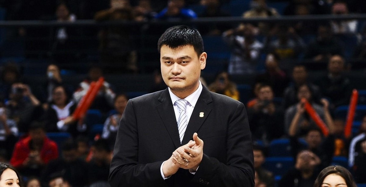 姚明nba中国赛_姚明篮球生涯_姚明转型之路