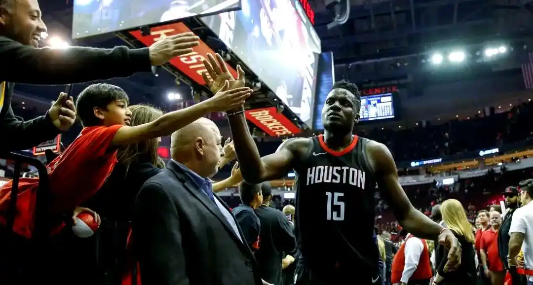 nba卡佩拉_卡佩拉伤病对状态影响_卡佩拉职业生涯转折点