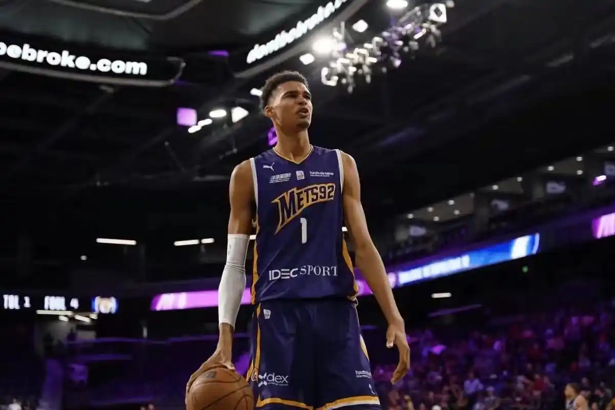 今日NBA选秀抽签结果揭晓几家欢喜几家愁马刺成最大赢家