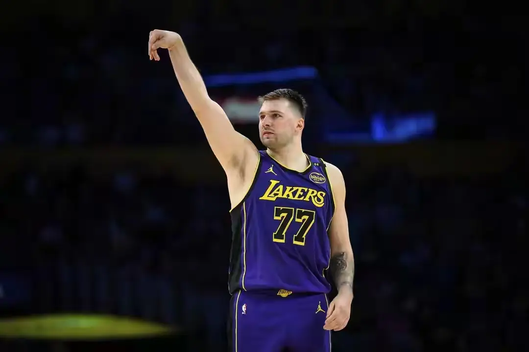 nba排名球员_文班NBA排名分析_NBA西部前十球员排名