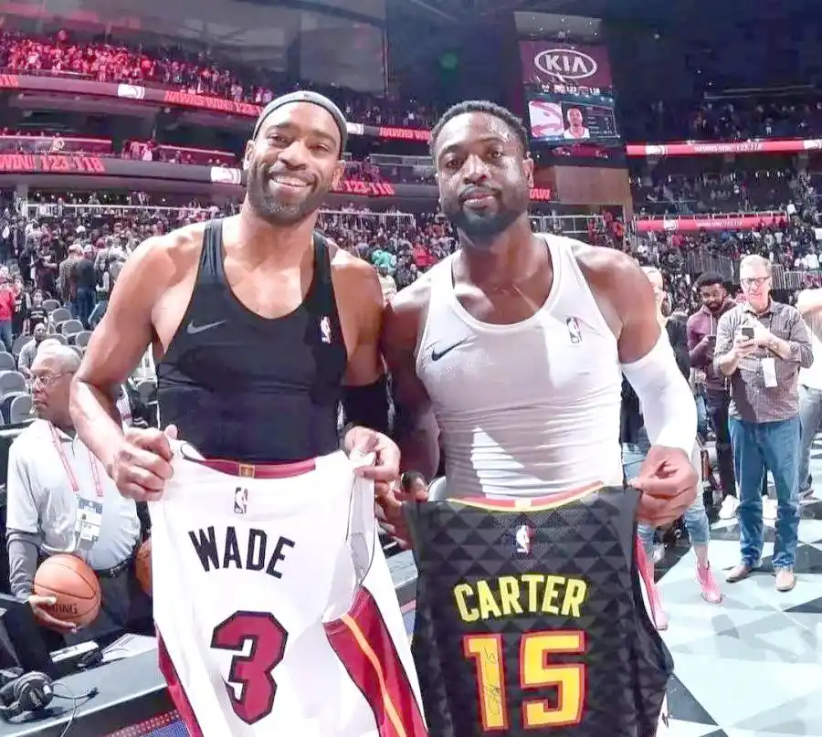 最受欢迎nba球星_:NBA最受欢迎球员排名_德克诺维茨基人缘分析