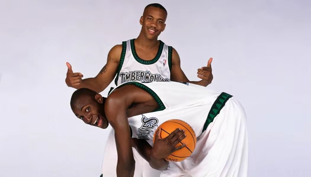 马布里KG名人赛_马布里加内特职业生涯对比_nba kg