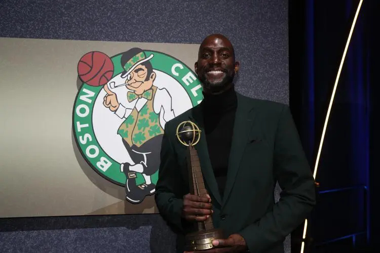 马布里加内特职业生涯对比_nba kg_马布里KG名人赛