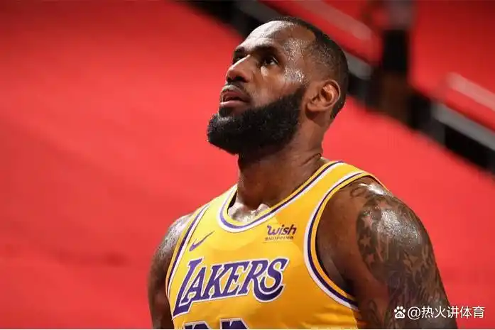 nba体系球员什么意思_NBA超级巨星定义_小球时代球星表现