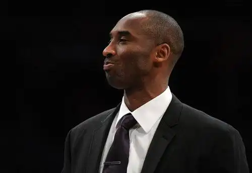 nba球星有钱吗_NBA球星商业头脑_NBA球星收入分配