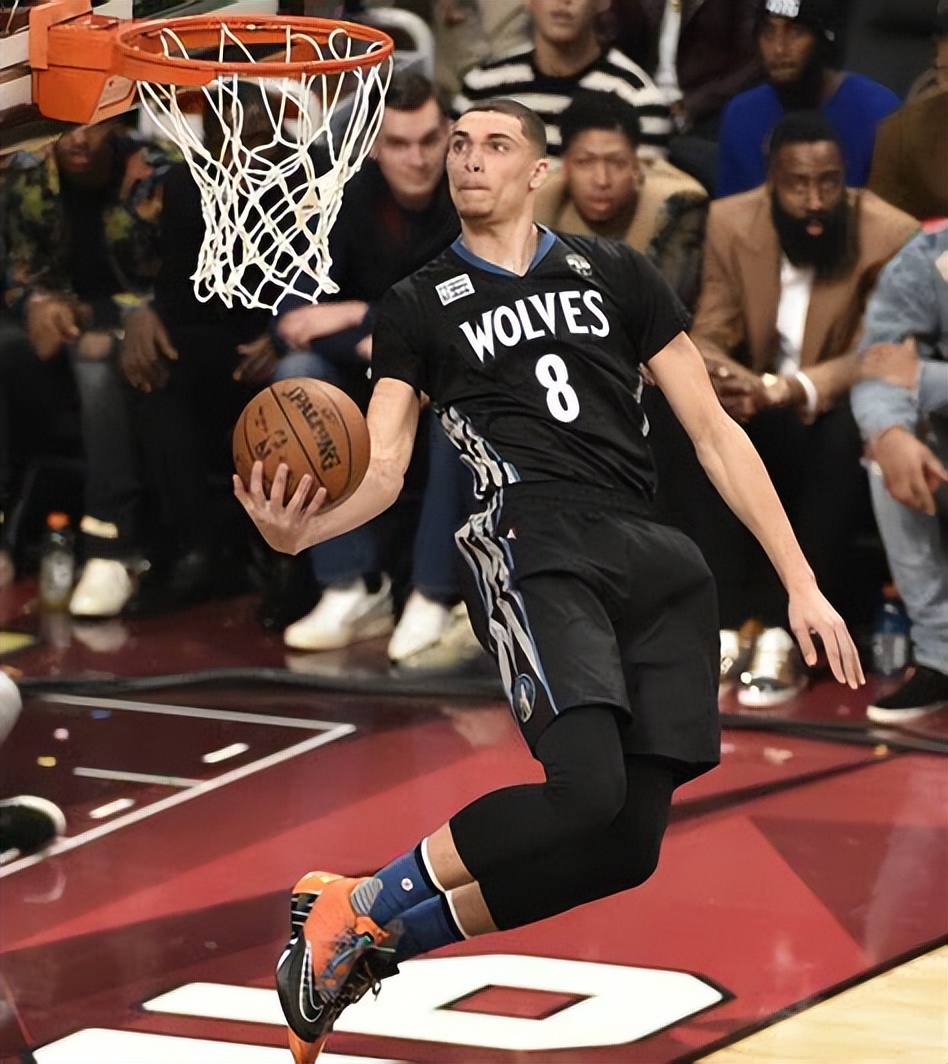 nba扣篮大赛集锦_NBA扣篮大赛历史经典时刻_NBA扣篮大赛满分50分瞬间