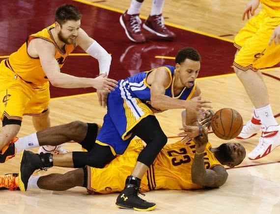 韦德职业生涯成就_nba现役人品好_NBA球员人品评价