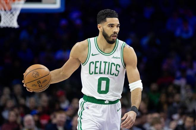 现役球员年龄段最佳球员评选_NBA现役球员年龄分组最佳球员_nba最佳阵容评选方法