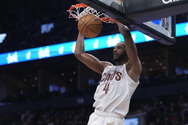 NBA现役球员年龄分组最佳球员_现役球员年龄段最佳球员评选_nba最佳阵容评选方法