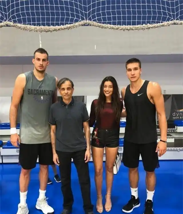 阿佳丽·拉纳戴夫 NBA国王队老板女儿 印度西施_nba国王队老板的女儿