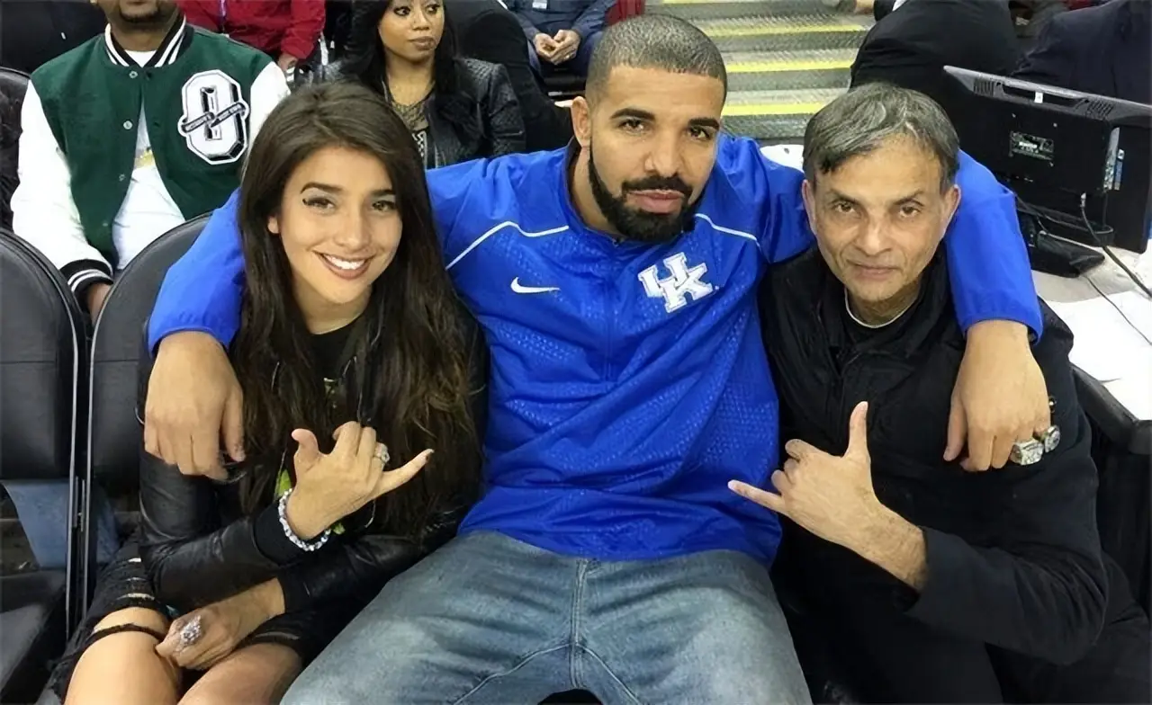 nba国王队老板的女儿_阿佳丽拉纳戴夫_:NBA球队老板女儿