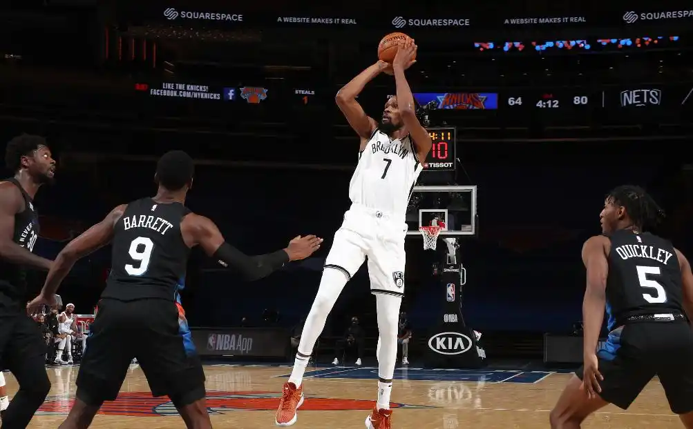 NBA单节得分纪录_nba单节个人最高分_克莱汤普森单节37分