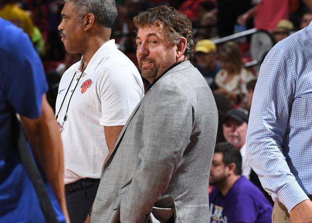 nba奢侈税和工资帽_自由市场超级巨星争夺战_NBA自由市场2021工资帽