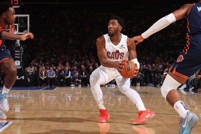 10月29日NBA常规赛骑士末节反超尼克斯惜败尼克斯