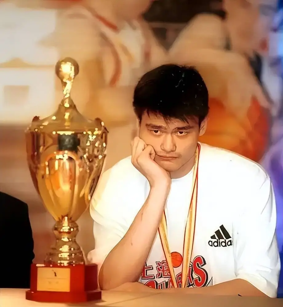 姚明CBA数据统计_姚明CBA生涯总得分_姚明cba总得分