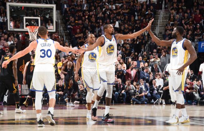 2017年NBA总决赛 勇士队 凯文杜兰特_2017nba开始