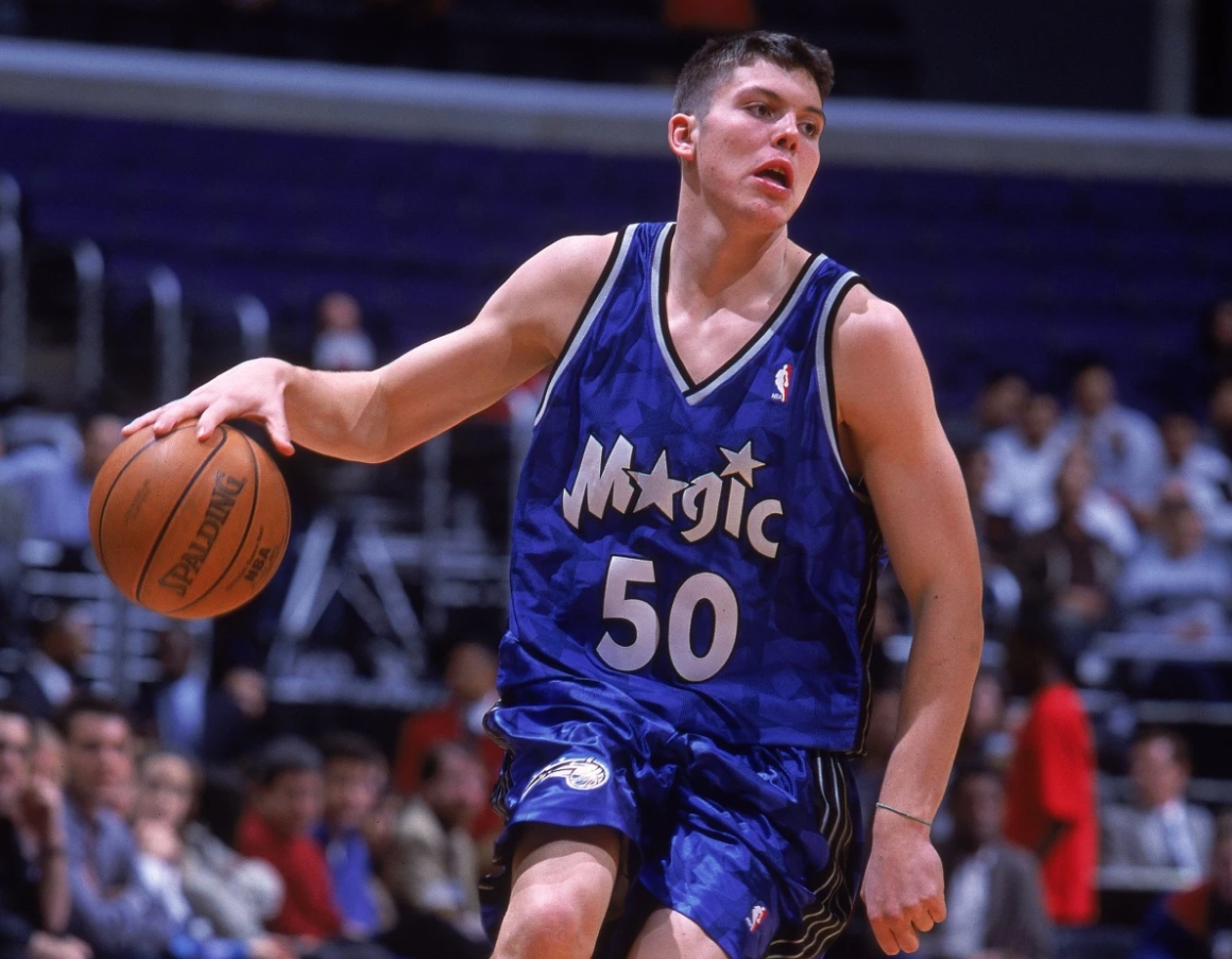 近30年NBA最佳新秀名单_NBA历史最佳新秀球员_02-03nba