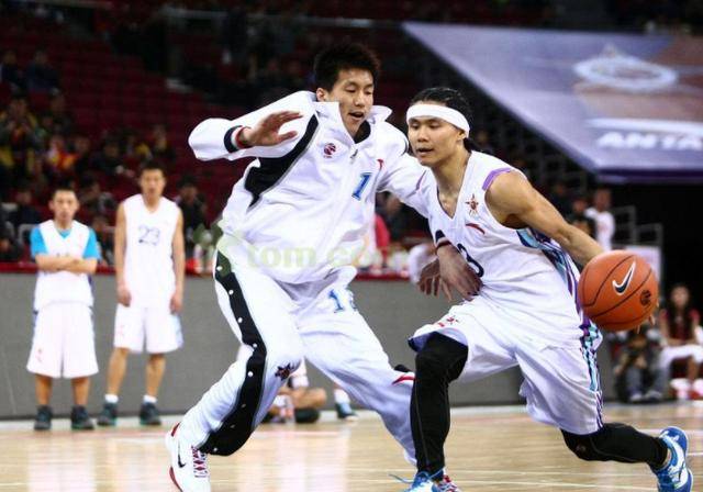 吴悠NBA单挑对比_吴悠nba_吴悠与德里克罗斯单挑分析