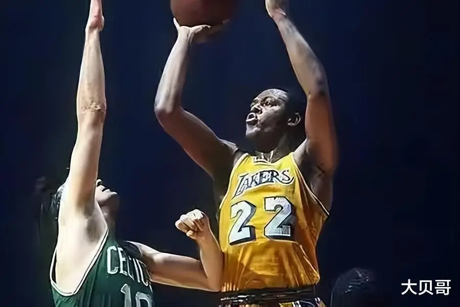 NBA历史上最佳新秀赛季球员_NBA新秀赛季无解表现球员_nba12新秀