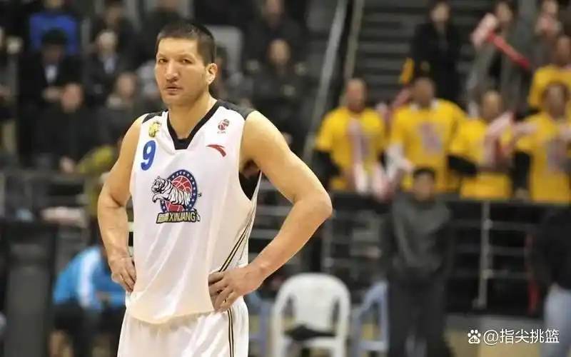 CBA球员薪资对比_cba球员薪资_中国NBA球员薪资