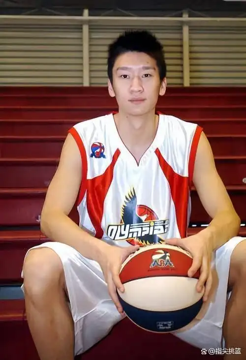 CBA球员薪资对比_中国NBA球员薪资_cba球员薪资