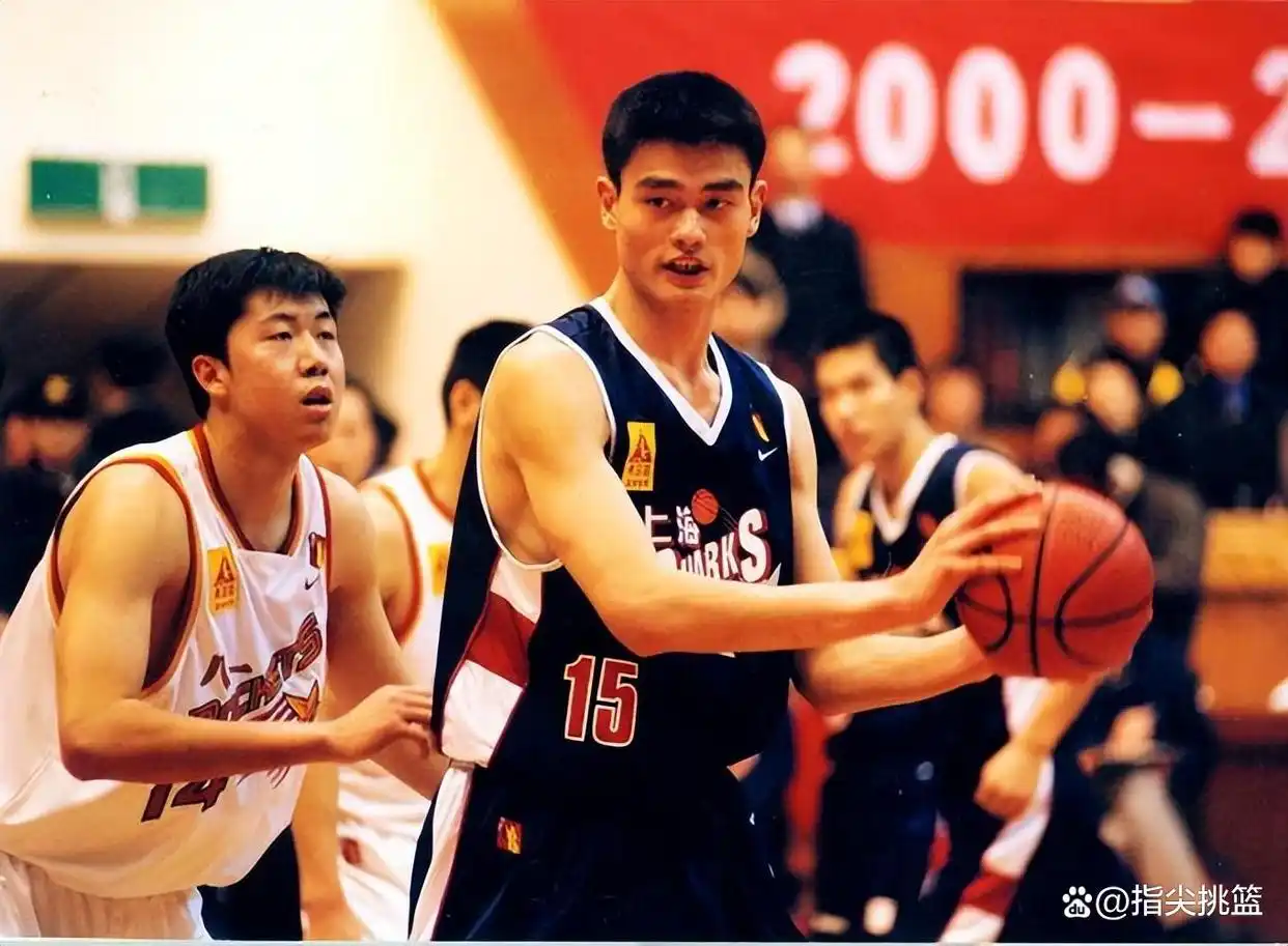 中国NBA球员薪资_cba球员薪资_CBA球员薪资对比