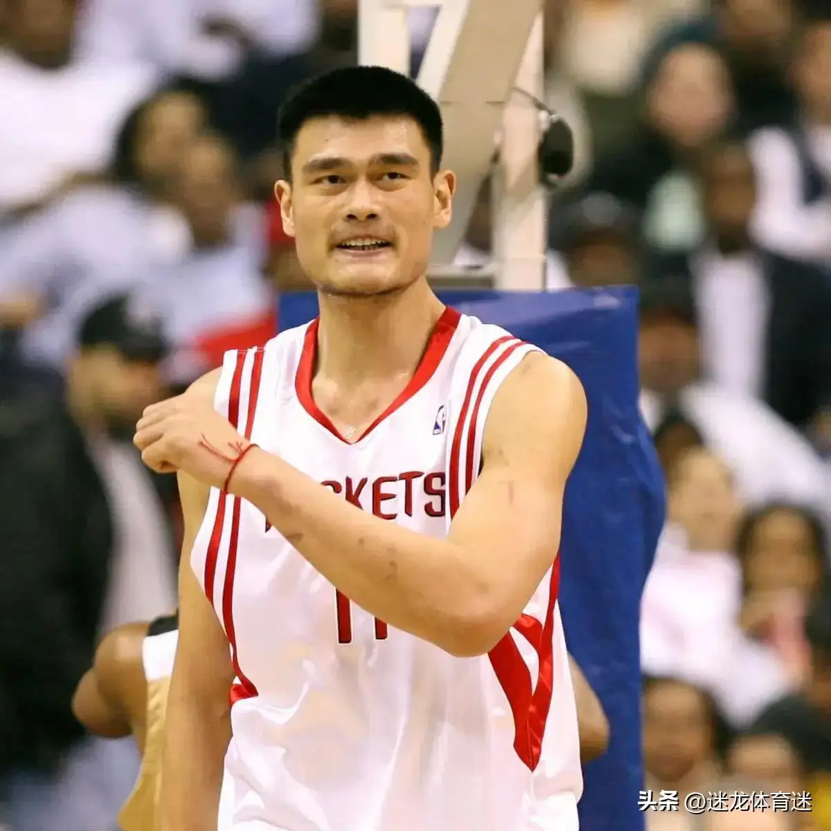 王治郅、刘玉栋CBA 传奇球星赛场统治力与辉煌成就