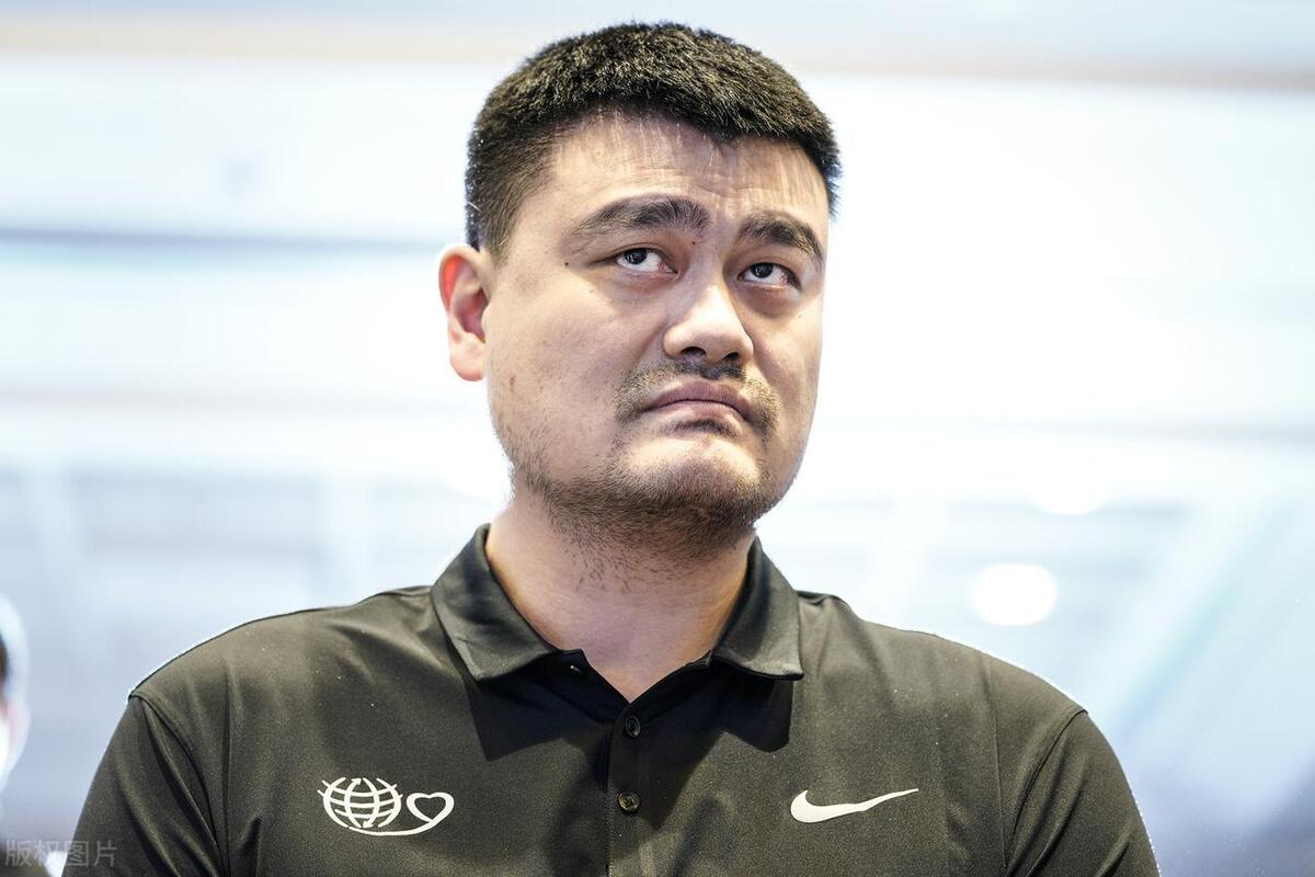 姚明nba成长_姚明 早期成长经历_姚明 童年故事