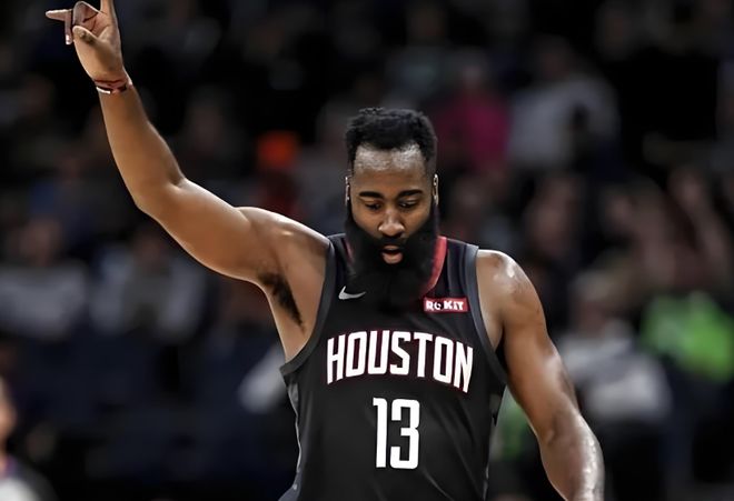 nba76_字母哥铜像设计原型_NBA最有可能被立铜像的球员
