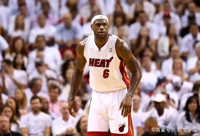 nba假摔_NBA詹姆斯假摔警告_联盟对湖人对阵灰熊假摔处罚