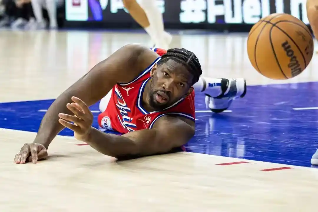 nba年薪最高的现役球员_球员场外收入统计_NBA球员收入最高