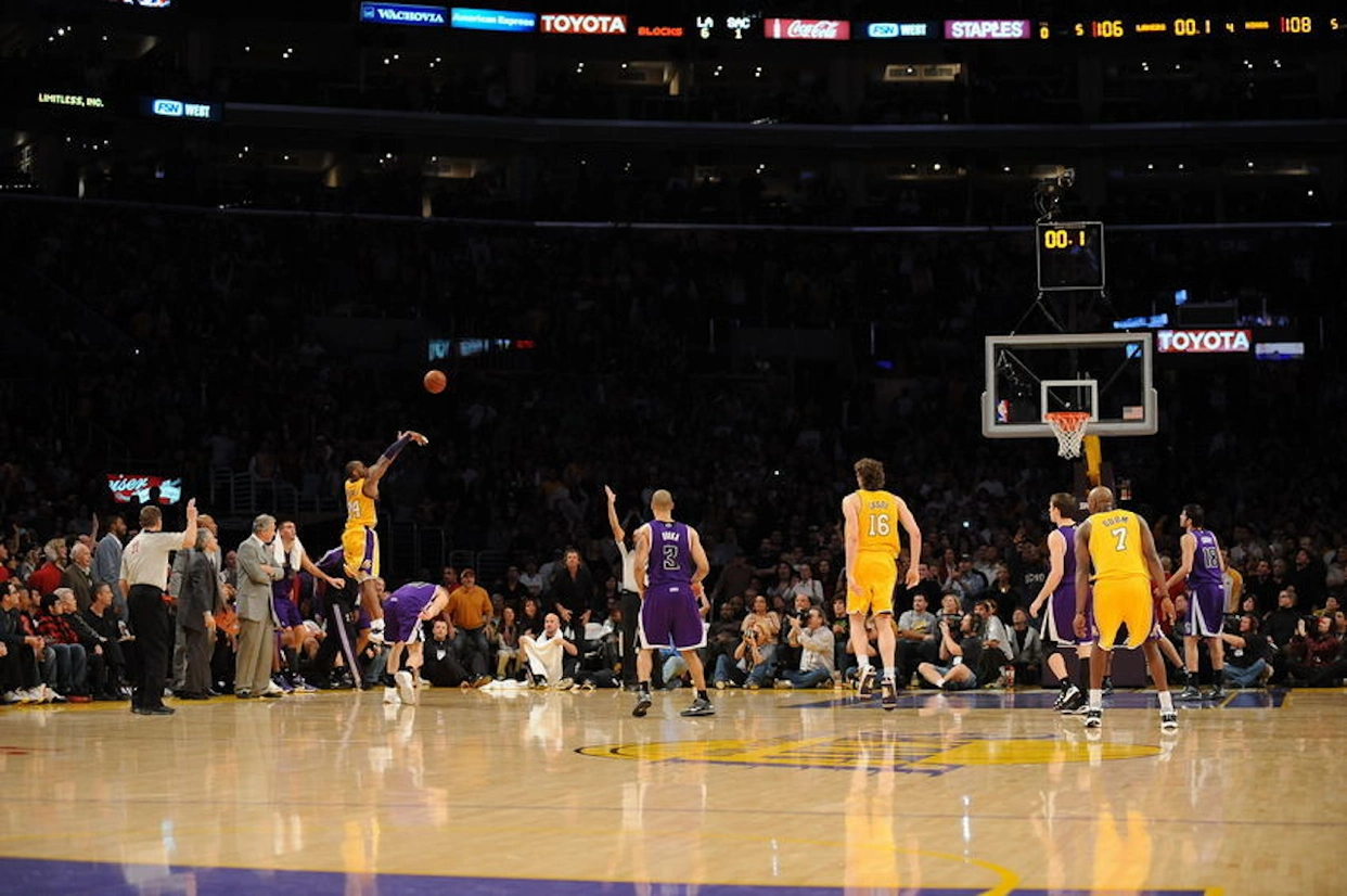 迈克尔乔丹压哨绝杀记录_nba谁的绝杀次数最多_NBA压哨绝杀次数排名