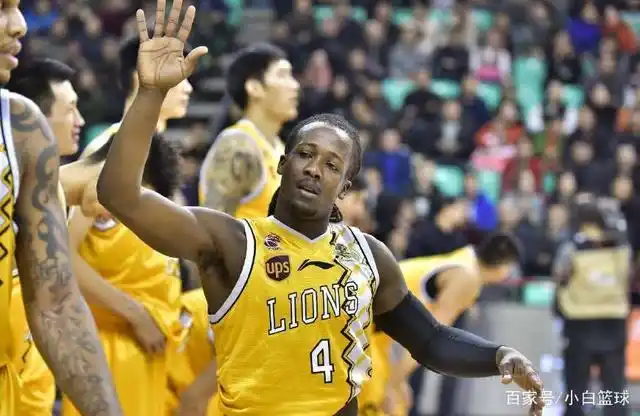 nba强队和cba强队_CBA最强十名球员组队能否在NBA季后赛、CBA本赛季球员表现分析、CBA球员实力对比NBA