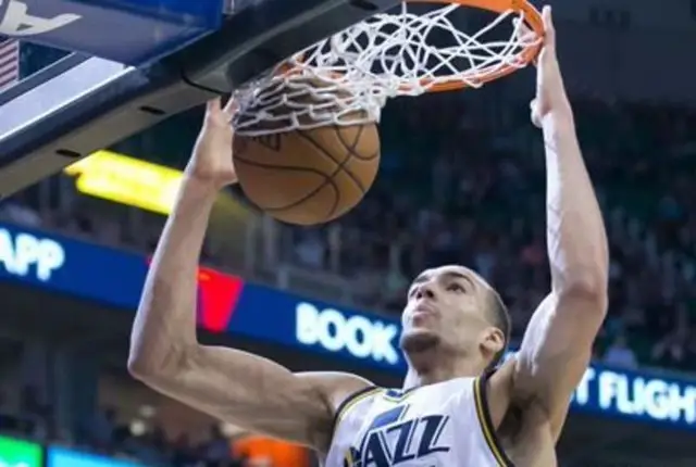nba实力最强中锋_NBA传统中锋现状_NBA现役最强中锋