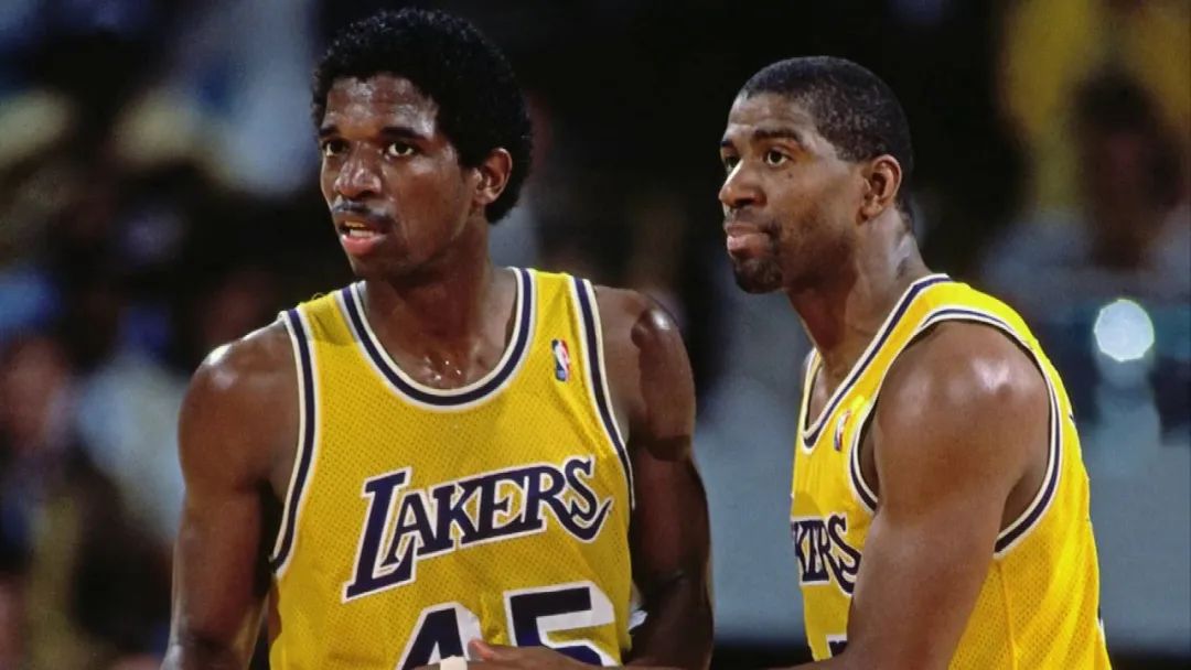 nba球星的夜生活_篮球明星夜店文化_NBA球员私生活
